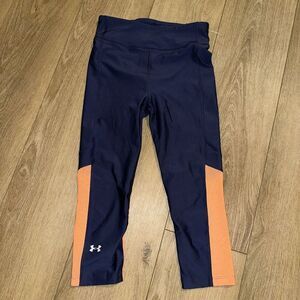 Under Armour‎ Heat Gear Women's Activewear Crop XS Gray/Peach Leggings Preowned